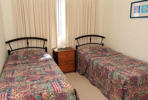 Apartments Paradise Grove - Maitland Accommodation 5