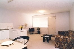 Candlelight Holiday Apartments - Maitland Accommodation 1
