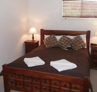 Beachside Holiday Units - Maitland Accommodation