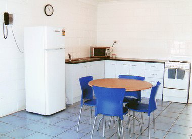 Breezes By The Bay - Maitland Accommodation 2