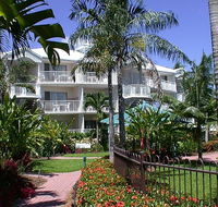 Australis Cairns Beach Resort - Maitland Accommodation