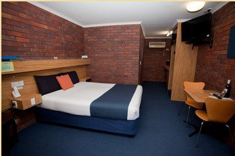 Comfort Inn Blue Shades - Maitland Accommodation 0