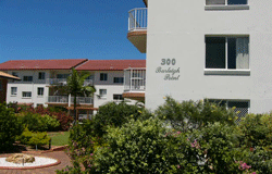 Burleigh Point Apartments - Maitland Accommodation