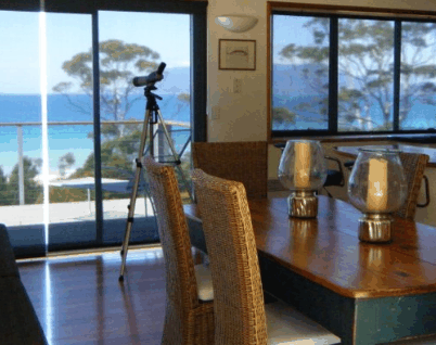 Spring Beach Holiday Villas - Maitland Accommodation