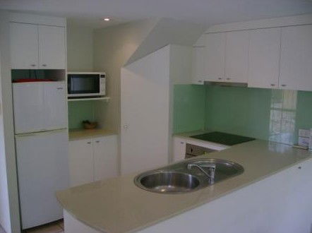 A Tropical Nite - Maitland Accommodation 1
