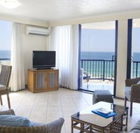 Surf Regency Apartments - Maitland Accommodation