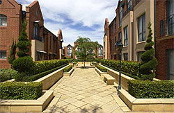 Majestic Old Lion Apartments - Maitland Accommodation 0
