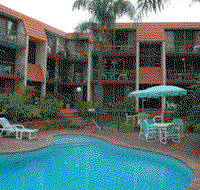Surfspray Court Holiday Apartments - Maitland Accommodation