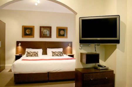 Cremorne Point Manor - Maitland Accommodation 2