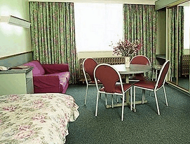 Park Lane-City Court Villas - Maitland Accommodation