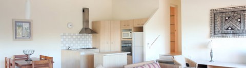 Peregian Court Resort - Maitland Accommodation 2