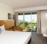 Novotel Cairns Oasis Resort - Maitland Accommodation
