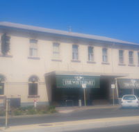White Hart Hotel - Maitland Accommodation