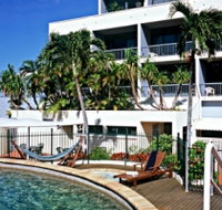 Cairns Sunshine Tower Hotel - Maitland Accommodation