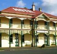 Branxholm Hotel - Maitland Accommodation