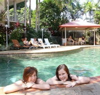 Cairns Reef Apartments and Motels - Maitland Accommodation