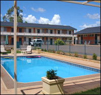 Country Gardens Motel - Maitland Accommodation 2