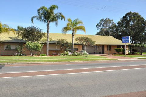 Pinjarra Resort  - Maitland Accommodation 1