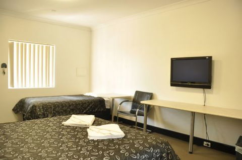 Pinjarra Resort  - Maitland Accommodation 3