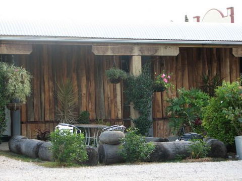 Eidsvold On The Corner - Motel  - Maitland Accommodation 0