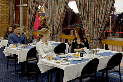 Tudor Inn Motel - Maitland Accommodation 1