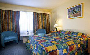Sandors On The Park - Maitland Accommodation 2