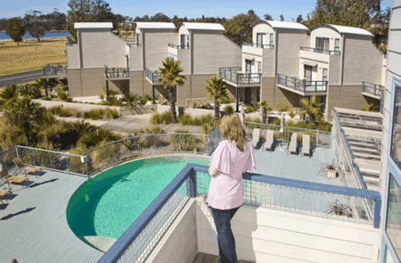 Corrigans Cove Apartments - Maitland Accommodation 3