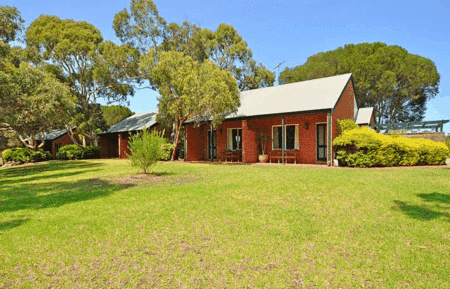 Currency Creek Winery - Maitland Accommodation
