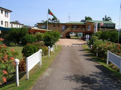 Lake Front Motel - Maitland Accommodation 1
