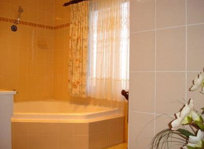 Lake Front Motel - Maitland Accommodation 5