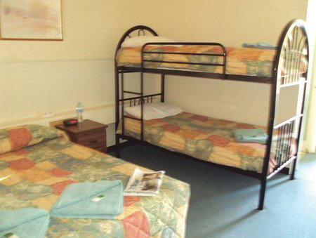 Leongatha Motel - Maitland Accommodation 2