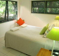 The Retreat Beach Houses - Maitland Accommodation