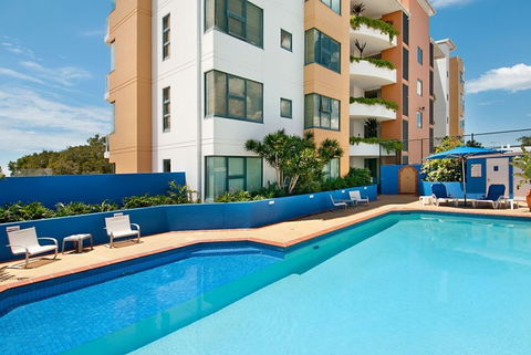 Santorini On Mudjimba - Maitland Accommodation 0