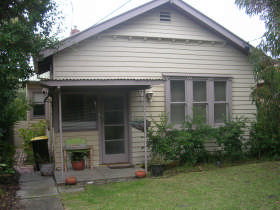 Peartree Cottage - Maitland Accommodation 0