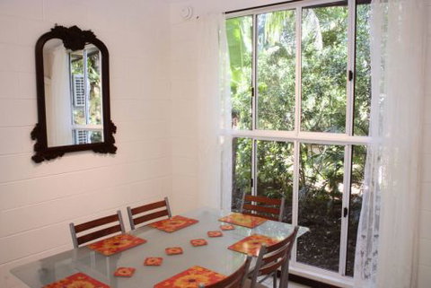 Shambhala Retreat Magnetic Island Cottages - Maitland Accommodation 5