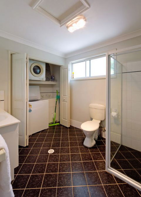 The Lake Limo - Maitland Accommodation 7
