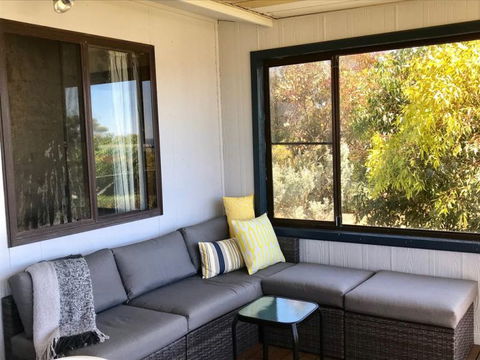 Fareview Beach House - Maitland Accommodation 1