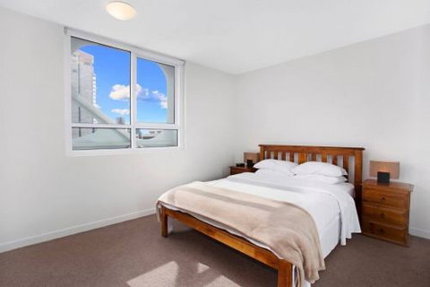 Astra Apartments - Melbourne Docklands - Maitland Accommodation 0