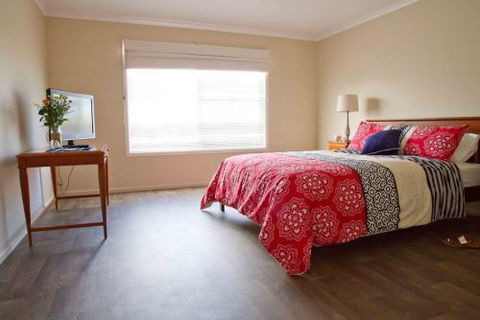 Coral Sands Luxury Beach House - Maitland Accommodation 4