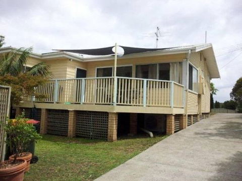 The Brightwaters Cottage - Maitland Accommodation 0