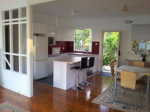 The Brightwaters Cottage - Maitland Accommodation 2