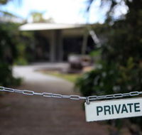 ArtHOUSE Beachfront Accommodation - Maitland Accommodation
