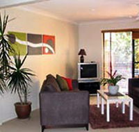Beachside Apartments - Maitland Accommodation
