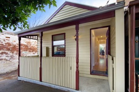 Port Melbourn Cottage - Stay Innercity - Maitland Accommodation 0