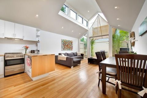 Port Melbourn Cottage - Stay Innercity - Maitland Accommodation 2