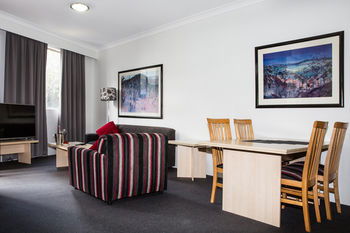 Adara Hotels Apartments - Maitland Accommodation 10