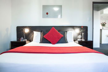 Adara Hotels Apartments - Maitland Accommodation 18