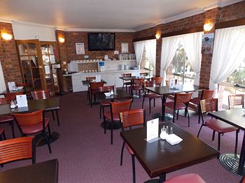 Bell Motel - Maitland Accommodation 3