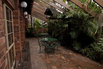 Bell Motel - Maitland Accommodation 5