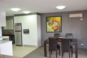 Annam Serviced Apartments - Maitland Accommodation 9